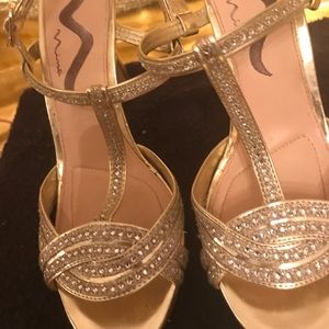 Nina Elegant Dress Gold Glitzy Shoe